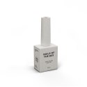 NAILSOFTHEDAY Universal Top - błyszczący top bez warstwy dyspersyjnej, z minimalną zawartością filtrów UV, 10 ml
