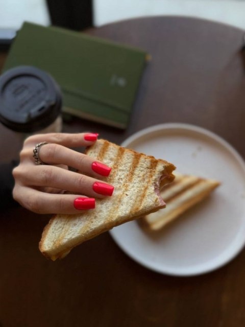 DA'23 'JUICY GEL POLISH, 8 ML