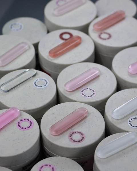 NAILSOFTHEDAY Builder gel 08 - mleczno-biały żel budujący, 30 ml