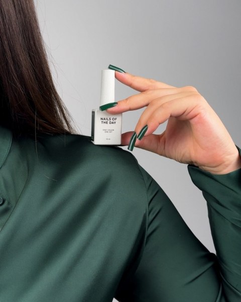 NAILSOFTHEDAY Color of the Month September 2025 Everroot - zielony lakier hybrydowy , 10 ml