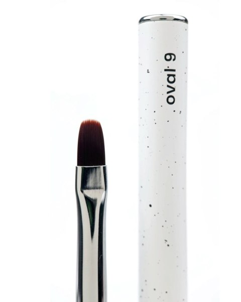 NAILSOFTHEDAY Professional Brush Oval 9 mm - owalny pędzelek do żelu
