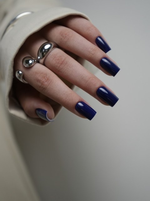 DA'23 GEL POLISH 'SHE KNOWS, 8 ml - lakier hybrydowy (głęboki granatowy)