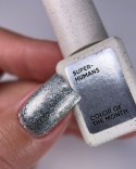 NAILSOFTHEDAY Color of the Month December 2025 Superhumans - srebrny lakier hybrydowy z efektem flash, 6 ml