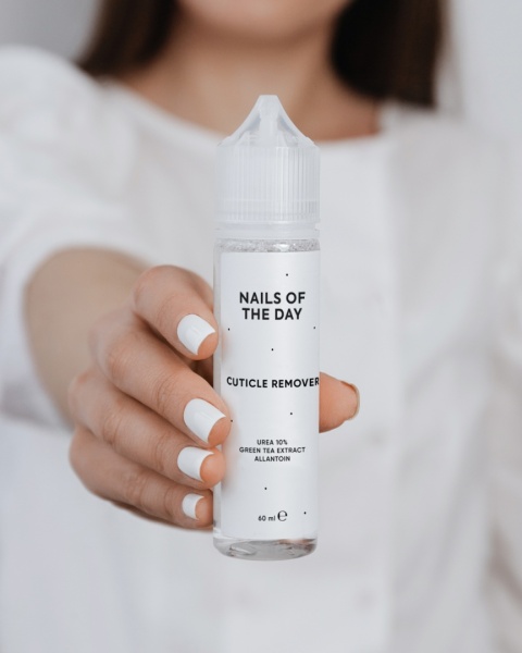 NAILSOFTHEDAY Cuticle Remover - płyn do usuwania skórek z mocznikiem, 60 ml