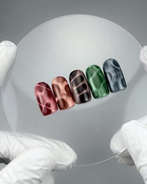 NAILSOFTHEDAY Korean cat eye 18 - ciemno-granatowy lakier hybrydowy z efektem "kocie oko", 10 ml