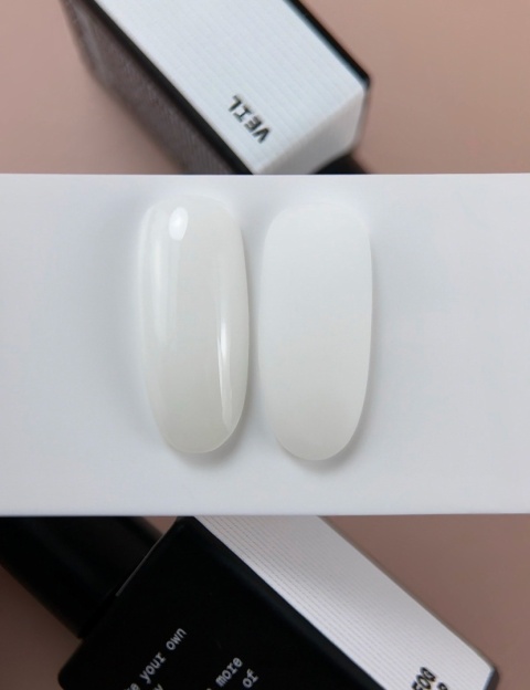 BIBLIOTEKA Cover Base 01 Veil – kamuflująca półtransparentna baza hybrydowa w mlecznym odcieniu, 10 ml