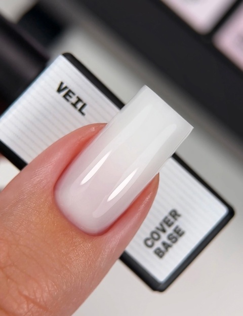 BIBLIOTEKA Cover Base 01 Veil – kamuflująca półtransparentna baza hybrydowa w mlecznym odcieniu, 10 ml