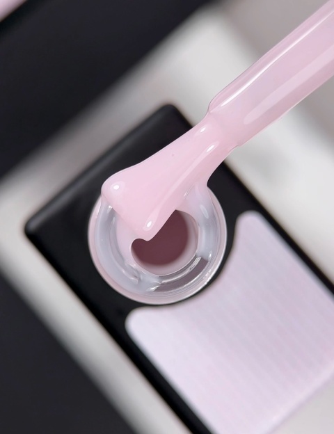 BIBLIOTEKA Cover Base 03 Bare – kamuflująca baza hybrydowa w naturalnym odcieniu nude, 10 ml