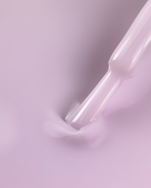 BIBLIOTEKA Cover Base 10 Fair – kamuflująca baza hybrydowa w jasnym, mlecznoróżowym odcieniu, 10 ml