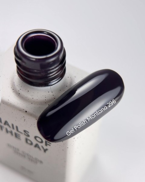 NAILSOFTHEDAY Montana Gel Polish - bardzo ciemny śliwkowy lakier hybrydowy, 10 ml