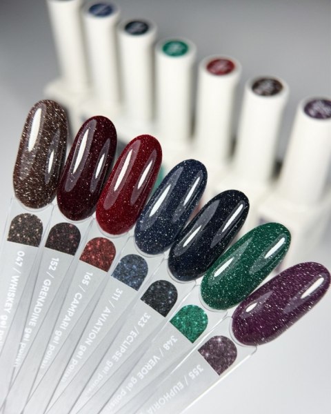 NAILSOFTHEDAY Verde Gel Polish - głęboko zielony lakier hybrydowy z odblaskową drobinką, 10 ml