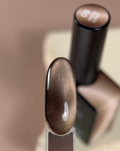 BIBLIOTEKA Cat Eye Gel Polish 06 Cocoa Light, 10 ml - złoto-brązowy lakier hybrydowy z efektem „kocie oko”