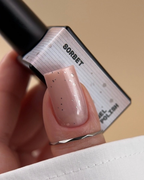 BIBLIOTEKA Cat Eye Gel polish 20 Sorbet, 10 ml - jasnoróżowy lakier hybrydowy z efektem „kociego oka”
