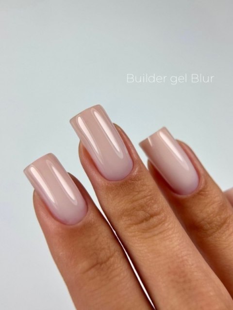 TOUCH Builder gel Blur - chłodny jasnobeżowy żel budujący, 10 ml