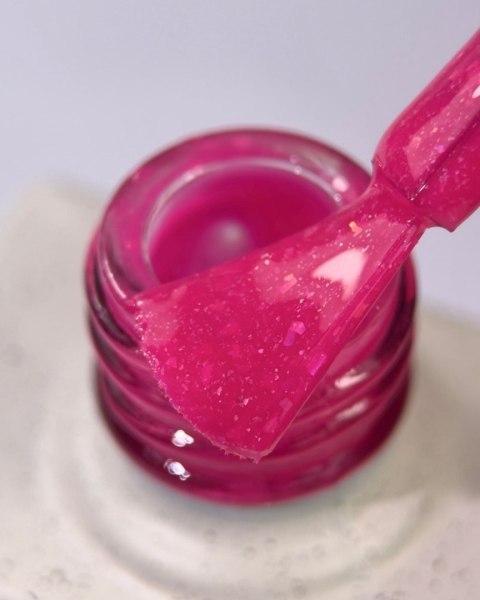 NAILSOFTHEDAY Color of the Month August 2026 Chrin - malinowo-jagodowy lakier hybrydowy z płatkami, 10 ml