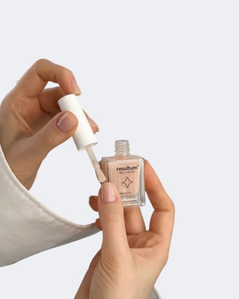 Resultum Nail polish Hardener S.O.S Nude - beżowa odżywka do paznokci, 11 ml