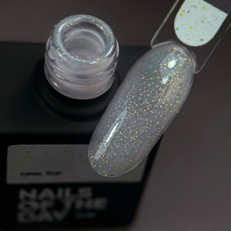 NAILSOFTHEDAY Opal top 02 - opalizujący mleczny top bez lepkiej warstwy i bez filtrów UV do paznokci, 10 ml